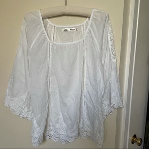 SOLITAIRE • White Long Sleeve Blouse